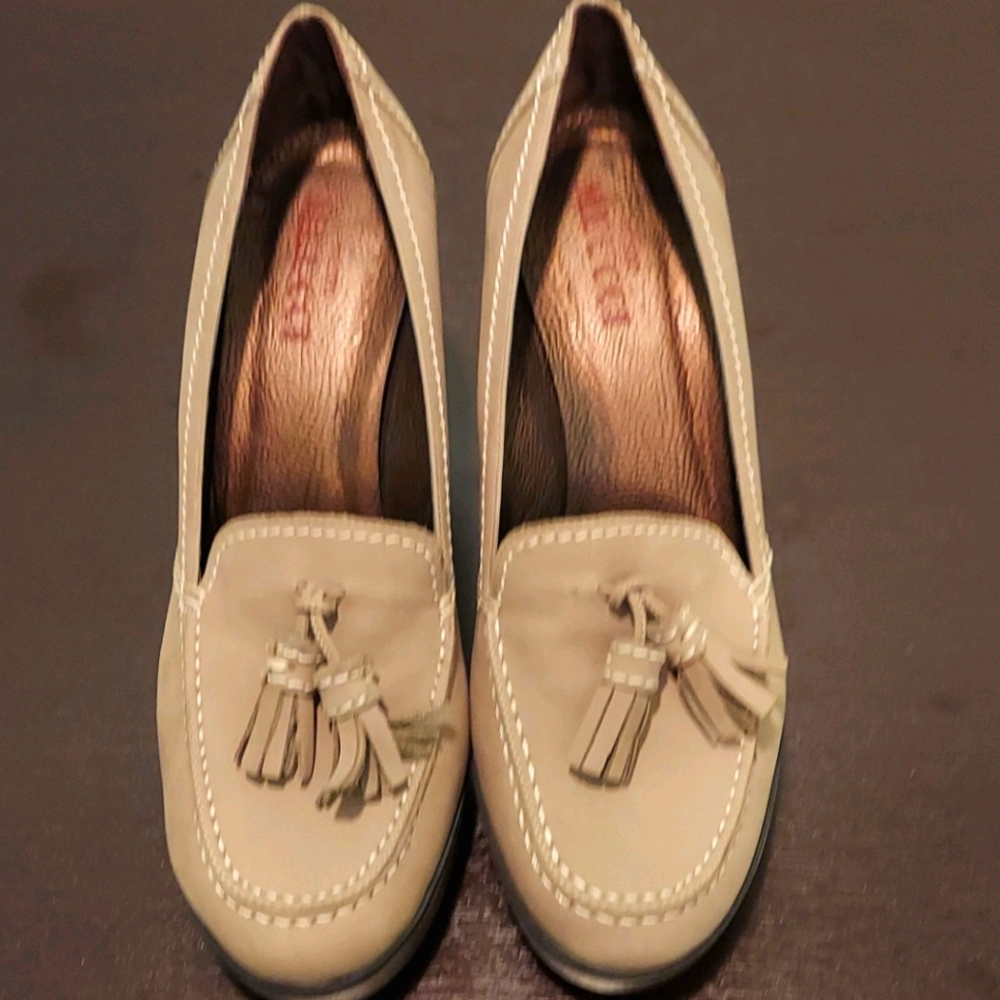 Italian dress shoes